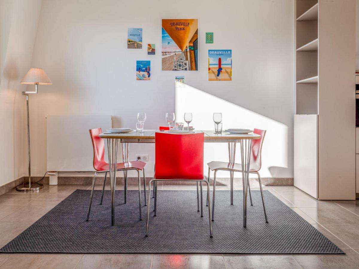 Apartment Les Arts-2 By Interhome Deauville Eksteriør bilde